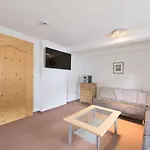 Privatunterkunft Haus Rosmarie *