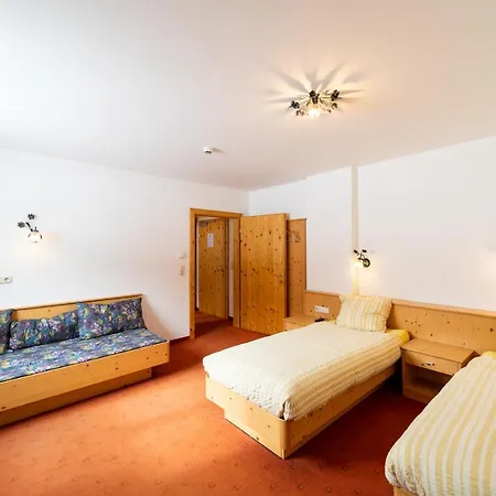 Haus Rosmarie Ubytování v soukromí Sankt Anton am Arlberg