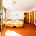 Haus Rosmarie Homestay szállás Sankt Anton am Arlberg