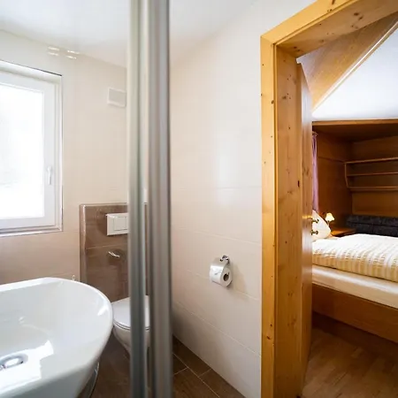 Haus Rosmarie בית אירוח